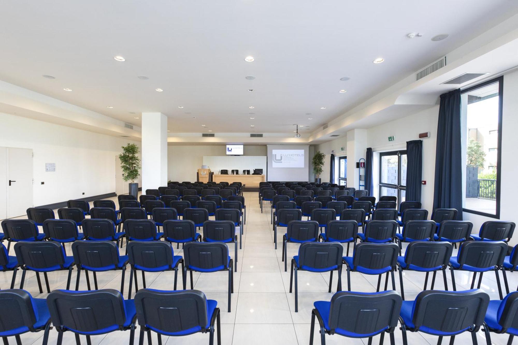 Lu' Hotel קרבוניה מראה חיצוני תמונה